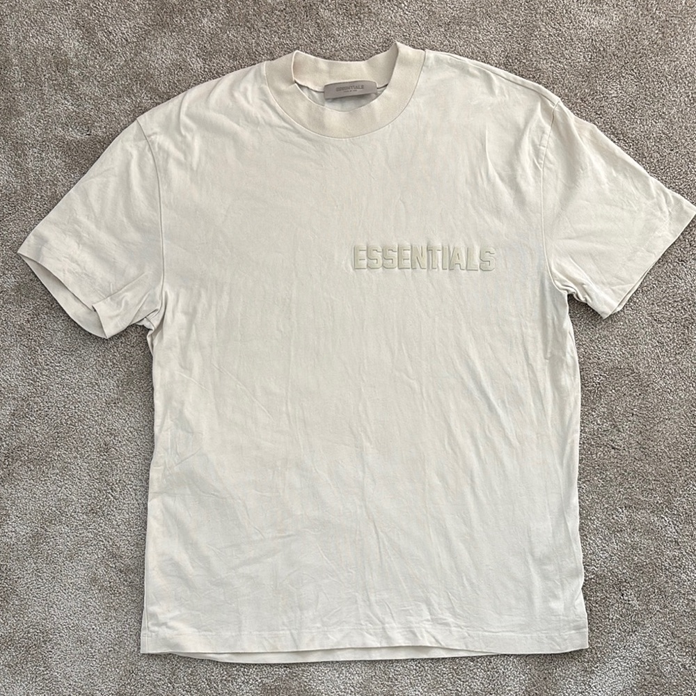 Men’s Fear of God Essentials SS23 Tee Sand